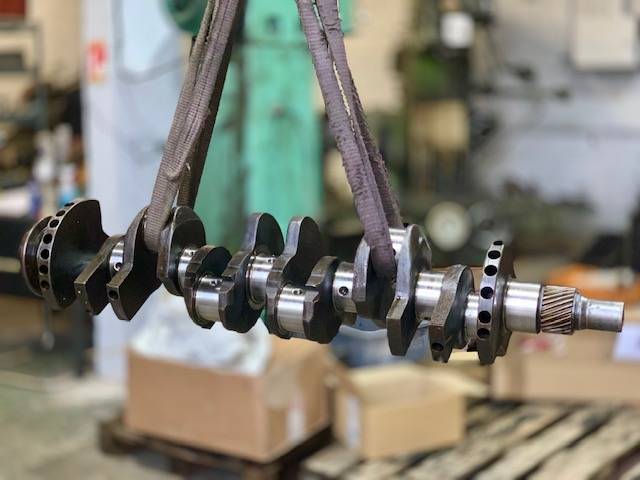 Rectification d'un vilebrequin moteur